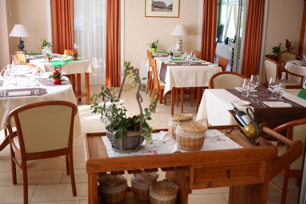 Auberge Aux Deux Sapins Montricher Eksteriør bilde